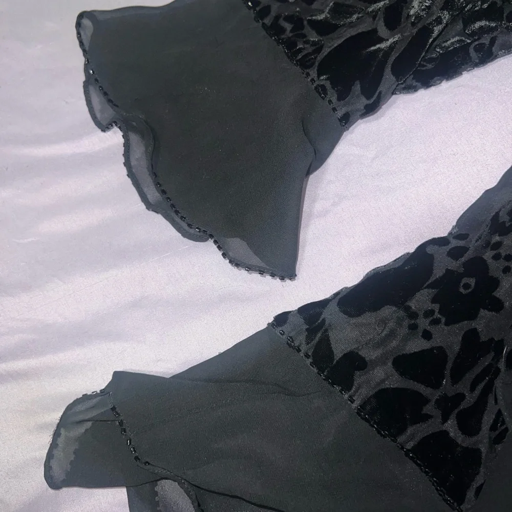 Vintage Velvet Black Floral Cardigan - Picture 4 of 9